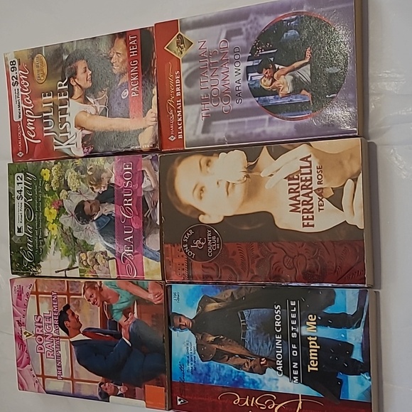 Harlequin & others Romance Bundle 16 books - Picture 5 of 10